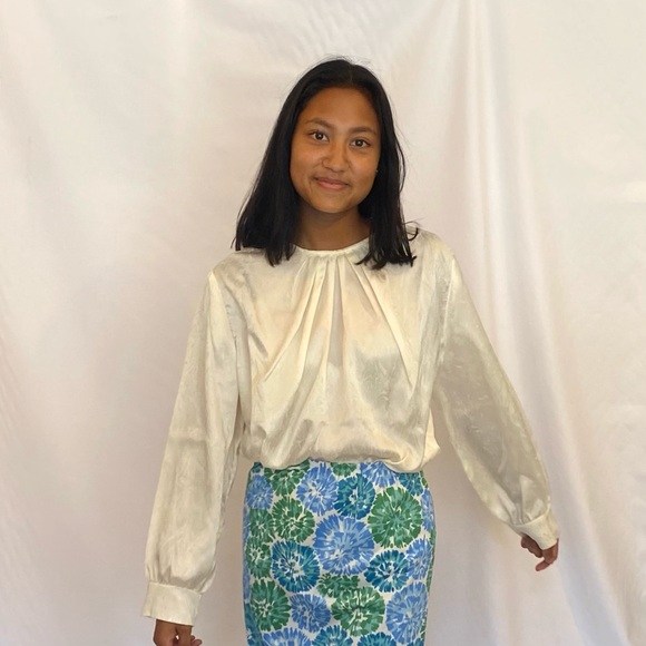 Vintage 1950s handmade cream silk blouse - Picture 1 of 2